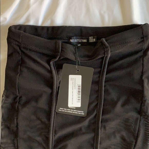 PRETTYLITTLETHING Black mesh mini skirt Halloween - Picture 2 of 2